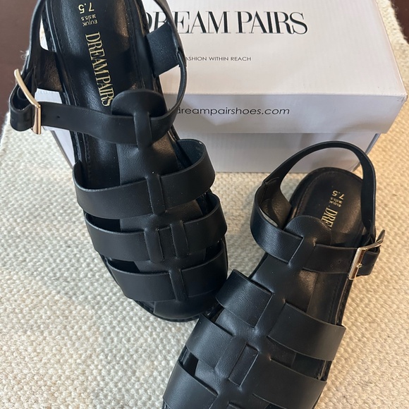 Fisherman Sandals - Picture 1 of 4